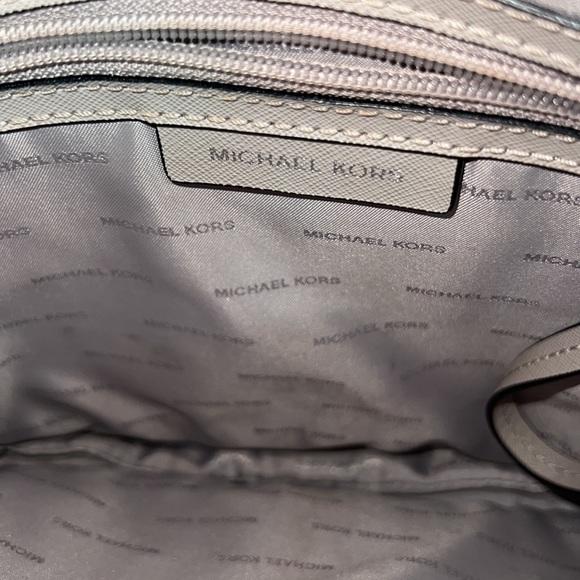 Michael Kors “Mercer” Stud & Grommet Large Tote Bag. - Picture 9 of 14